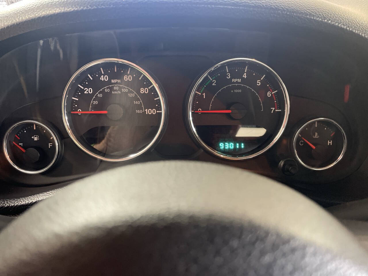 2011 Jeep Wrangler Unlimited 19