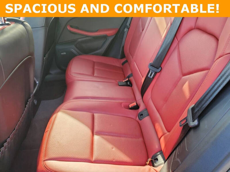 2019 Porsche Macan S