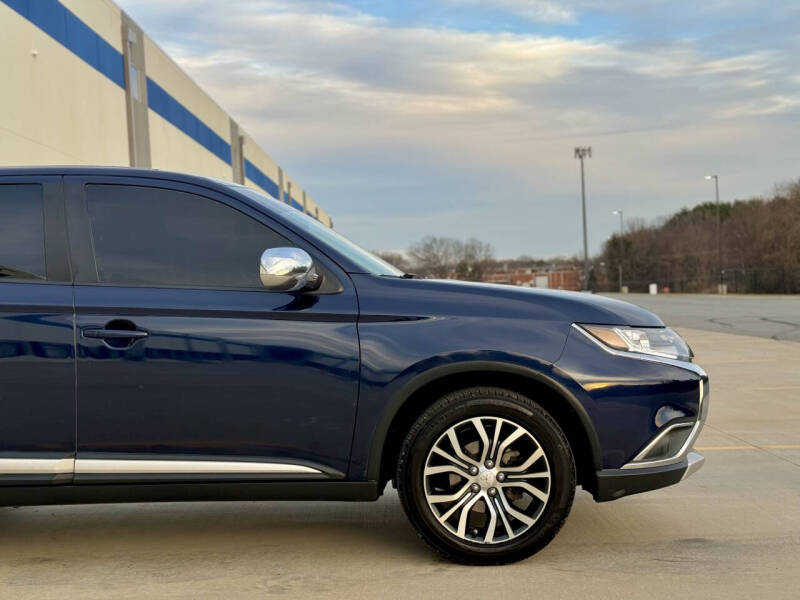 2018 Mitsubishi Outlander ES