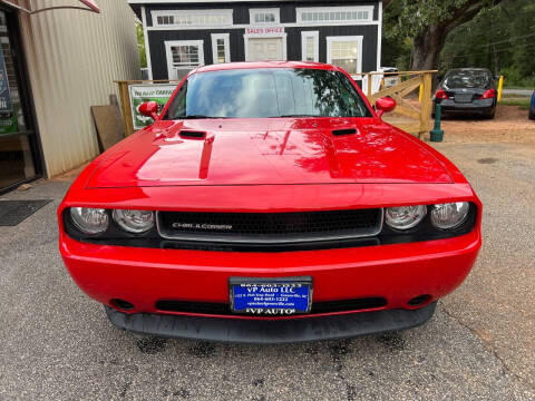 2014 Dodge Challenger SXT Plus