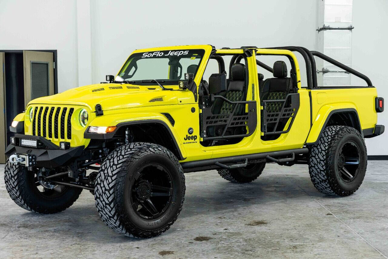 2023 JEEP Gladiator Pickup - $65,995