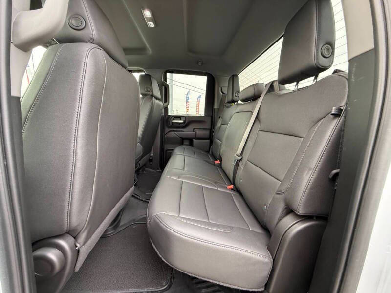 2024 GMC Sierra 2500HD Pro