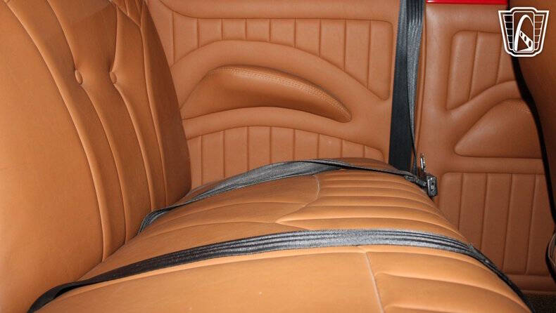 1948 Ford Deluxe