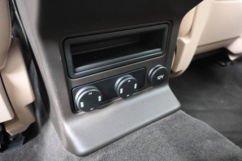 2017 Jaguar F-PACE 35t Prestige