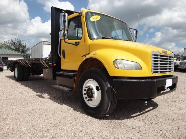 2013 Freightliner M2 106