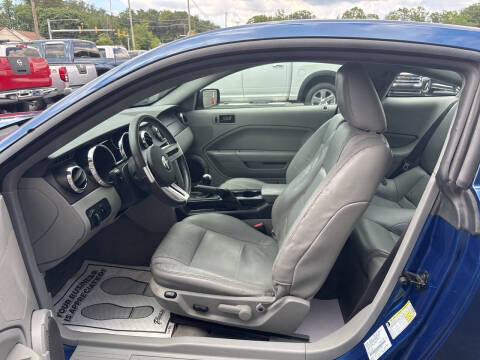 2006 Ford Mustang V6 Standard