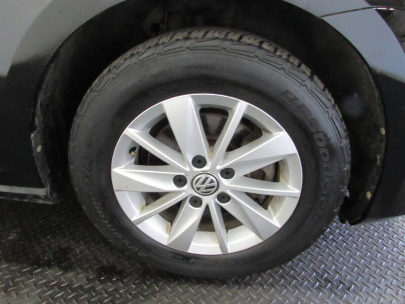 2015 Volkswagen Golf TSI S