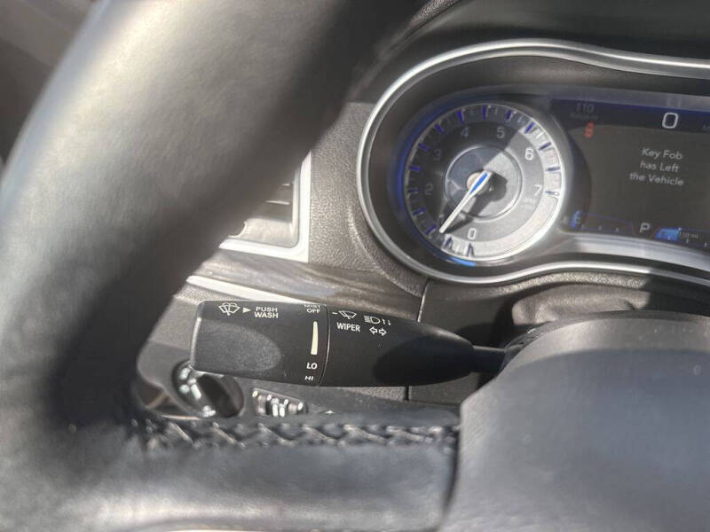 2018 Chrysler 300 Touring L