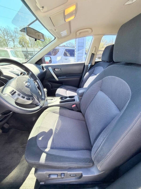 2011 Nissan Rogue SV