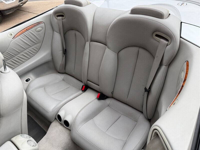 2005 Mercedes-Benz CLK CLK 320