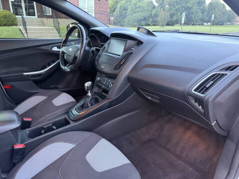 2018 Ford Focus ST