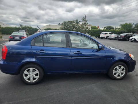 2011 Hyundai Accent GLS