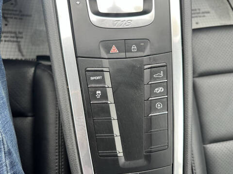 2019 Porsche 718 Cayman