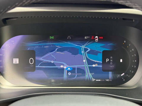 2024 Volvo XC40 B5 Plus Bright Theme