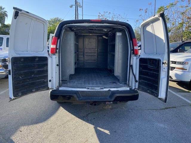 2020 Chevrolet Express 2500