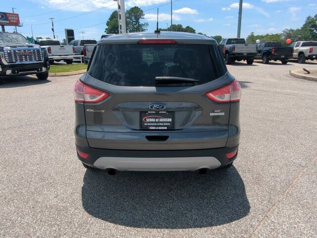 2016 Ford Escape SE