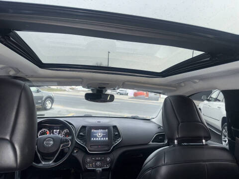 2019 Jeep Cherokee Latitude Plus