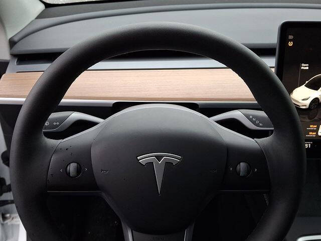 2025 Tesla Model Y Long Range