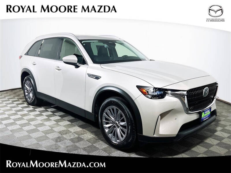 2025 Mazda CX-90 Preferred Package's photo