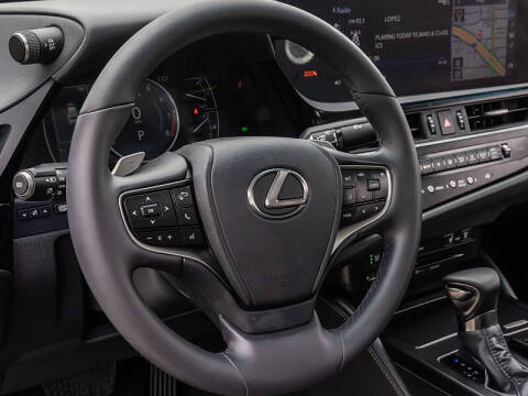 2022 Lexus ES 350