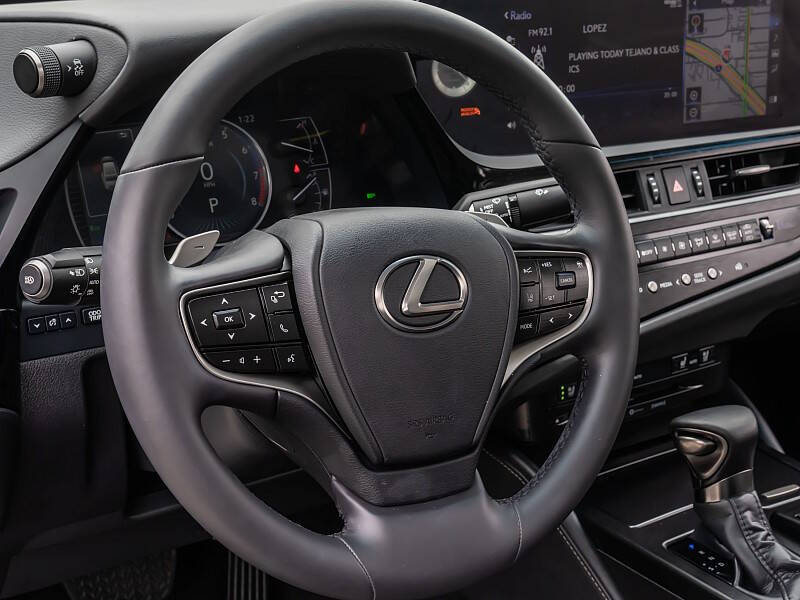 2022 Lexus ES 350