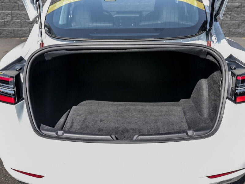 2019 Tesla Model 3 Mid Range