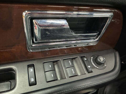 2016 Lincoln Navigator Select