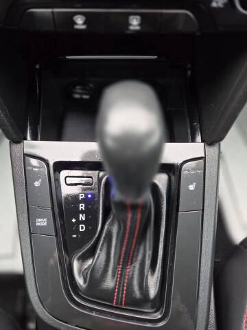 2018 Hyundai Elantra Sport