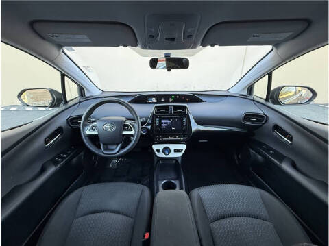 2016 Toyota Prius Two