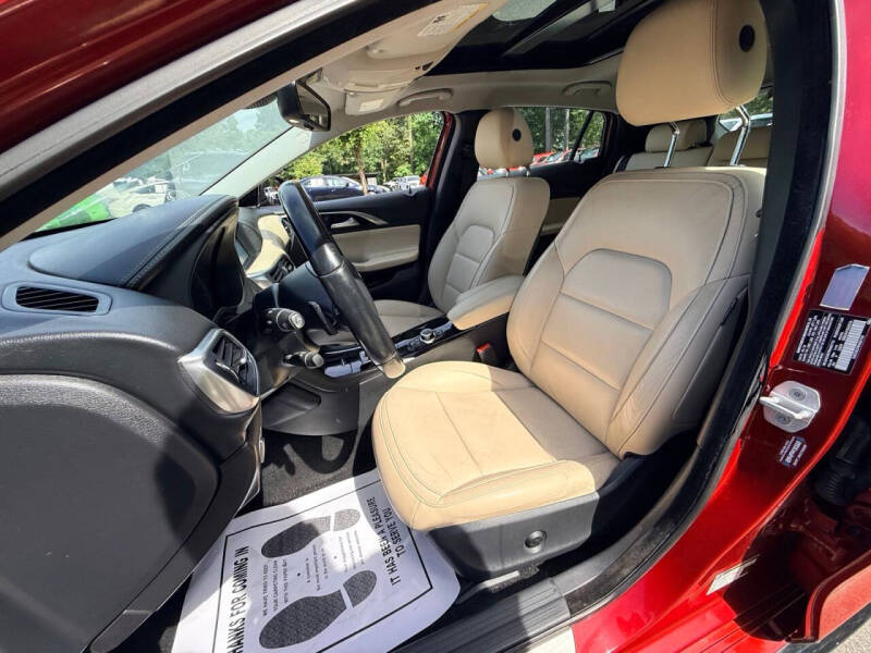 2017 Infiniti QX30 Premium