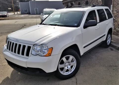 2009 Jeep Grand Cherokee for sale at SUPERIOR MOTORSPORT INC. in New Castle PA