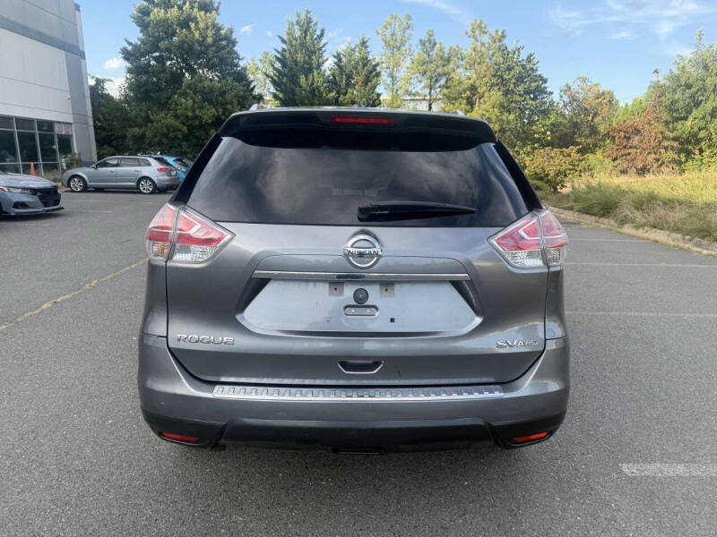 2016 Nissan Rogue SV