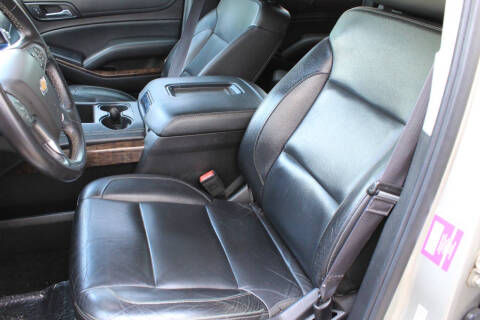 2017 Chevrolet Suburban LT