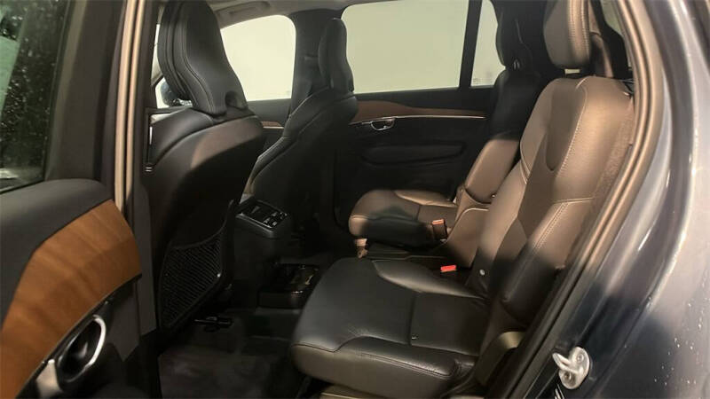 2023 Volvo XC90 B6 Plus Bright Theme 6P