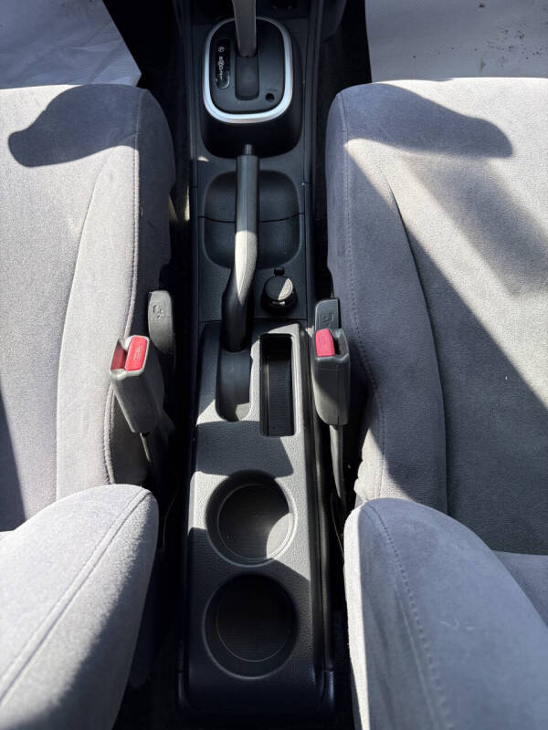 2008 Nissan Versa 1.8 S