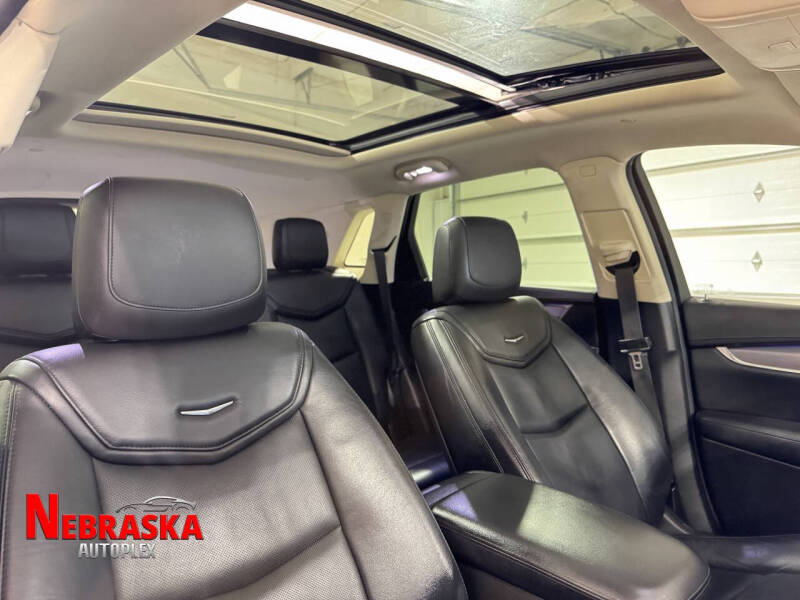 2017 Cadillac XT5 Premium Luxury