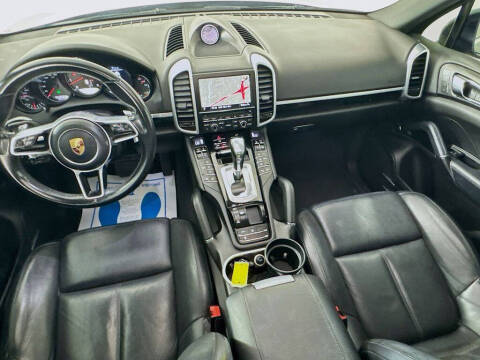 2016 Porsche Cayenne