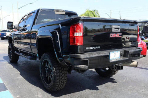2017 GMC Sierra 2500HD Denali