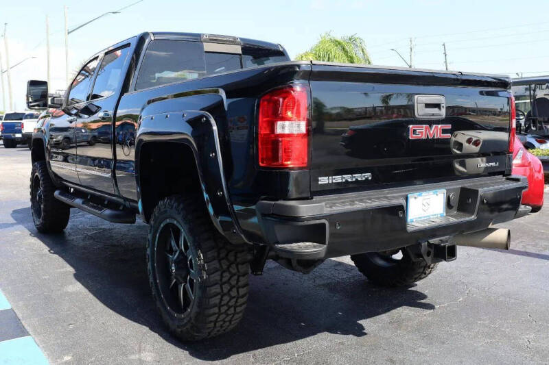 2017 GMC Sierra 2500HD Denali