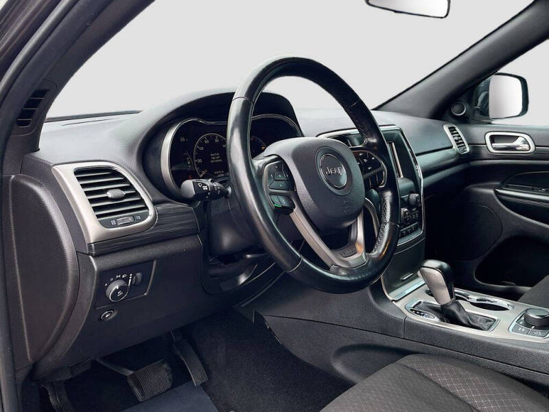 2021 Jeep Grand Cherokee Laredo E