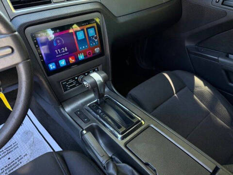 2012 Ford Mustang V6