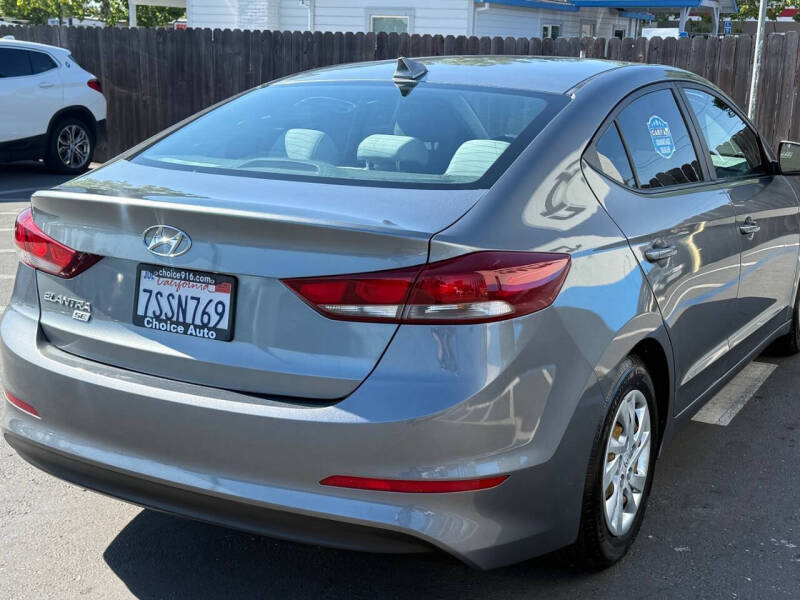 2017 Hyundai Elantra SE