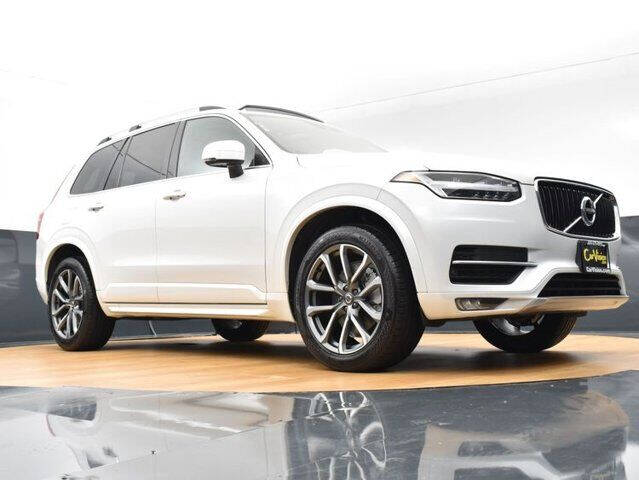 2017 Volvo XC90 T5 Momentum