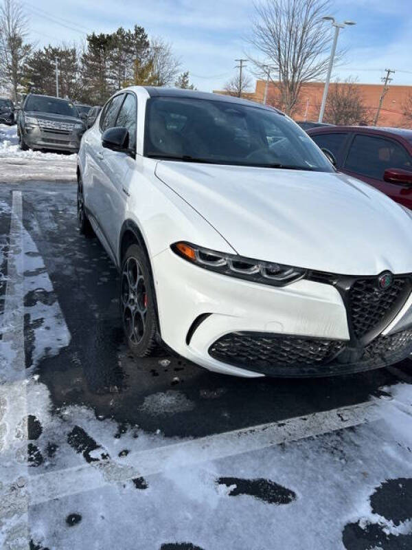 2024 Alfa Romeo Tonale Hybrid Veloce