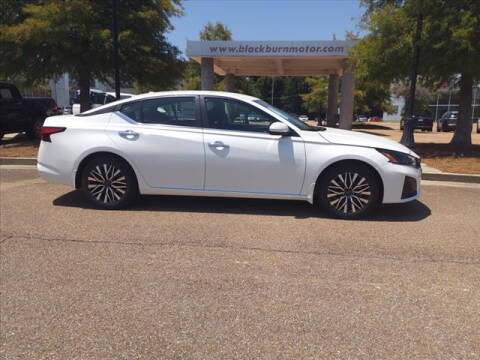 2023 Nissan Altima for sale at BLACKBURN MOTOR CO in Vicksburg MS