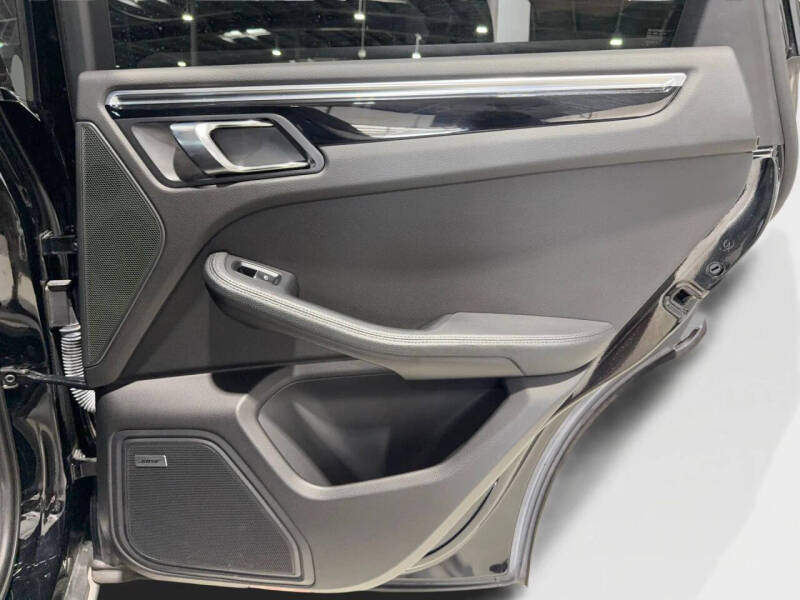 2016 Porsche Macan S