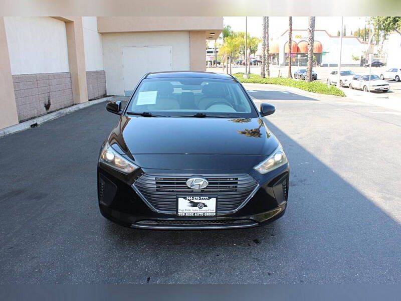 2017 Hyundai Ioniq Hybrid Blue