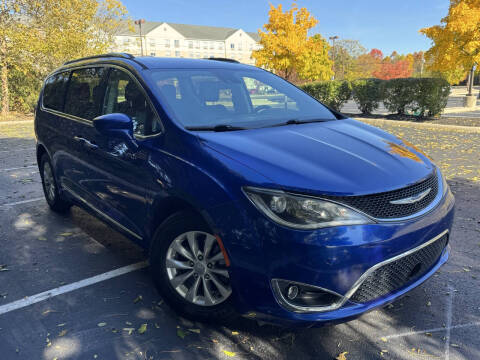 2019 Chrysler Pacifica Touring L