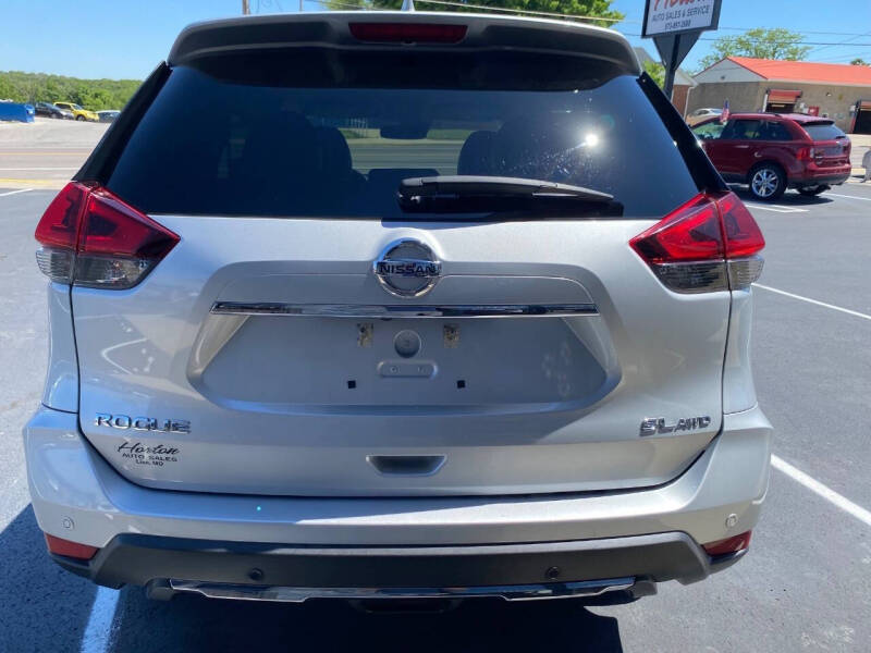 2020 Nissan Rogue SL