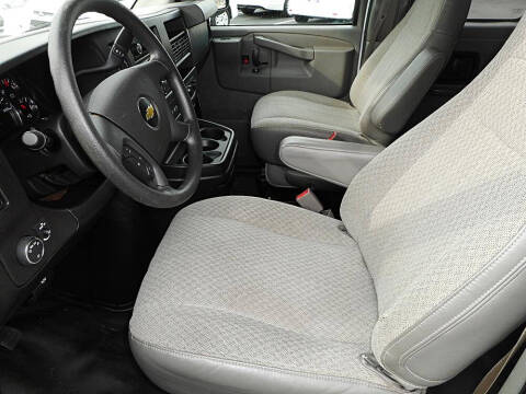 2017 Chevrolet Express LS 2500